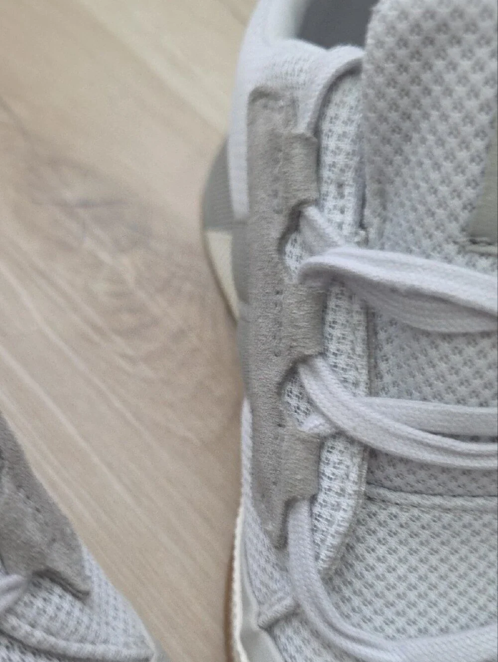 Sorel Out 'N About III Low Waterproof Sneakers Moonstone Grey Women's 10.5
